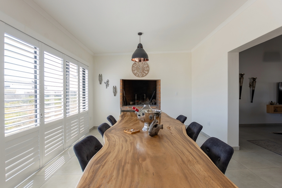 3 Bedroom Property for Sale in Britannia Bay Western Cape